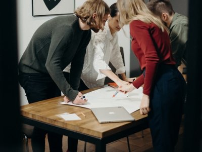 内地居民在线开通香港汇丰账户全指南（2025最新版）