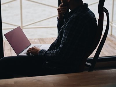 美国NIW移民申请费用及必要条件详解