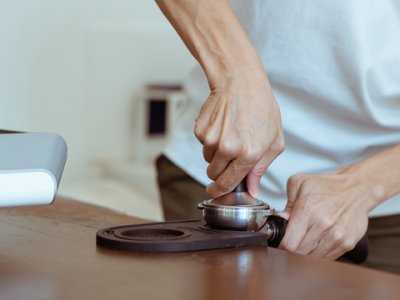 阿联酋银行开户KYC指南：P.O.Box与MOA要求详解