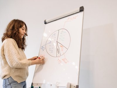 2025港股打新：香港银行卡入金全攻略