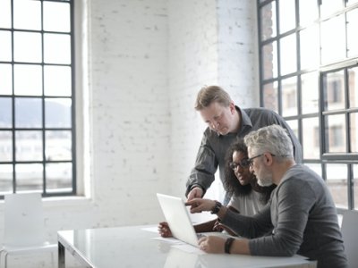 美国社会安全号(SSN)全解：从申请到使用的全方位指南（2025更新）