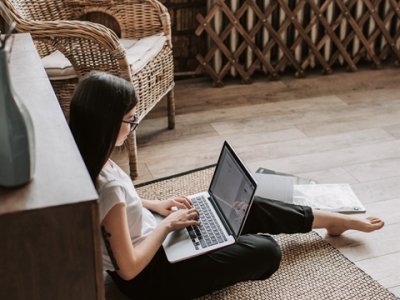 内地企业注册香港公司指南：优势、流程与银行开户全解析