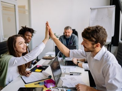 2025年香港工银亚洲开户指南：优势、流程与费用详解