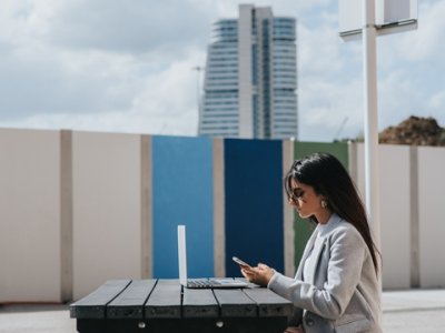 香港银行开户面签避坑指南：话术、合规与材料清单