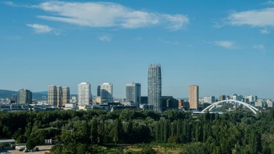 开个服装外贸独立站要花多少钱？海外建站+推广实操指南