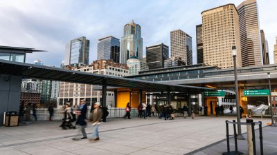 2万家门店、9个月狂揽661亿,行业最大IPO落地,创始人身家破百亿 2万家门店、9个月狂揽661亿,行业最大IPO落地,创始人身家破百亿